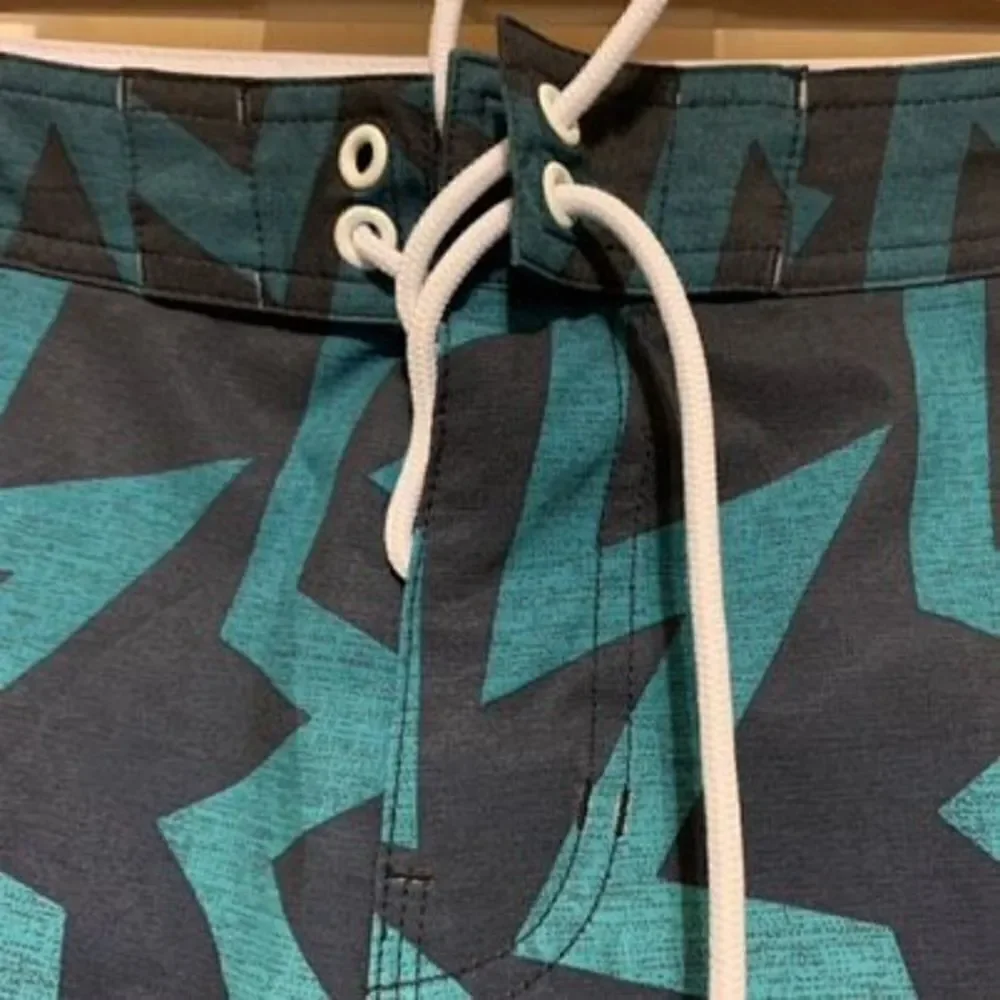 American Eagle Outfitters Size XS Board Shorts
